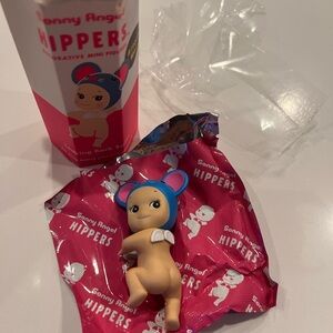 Sonny Angel Hippers Mini Figure- Looking Back Series- Mouse